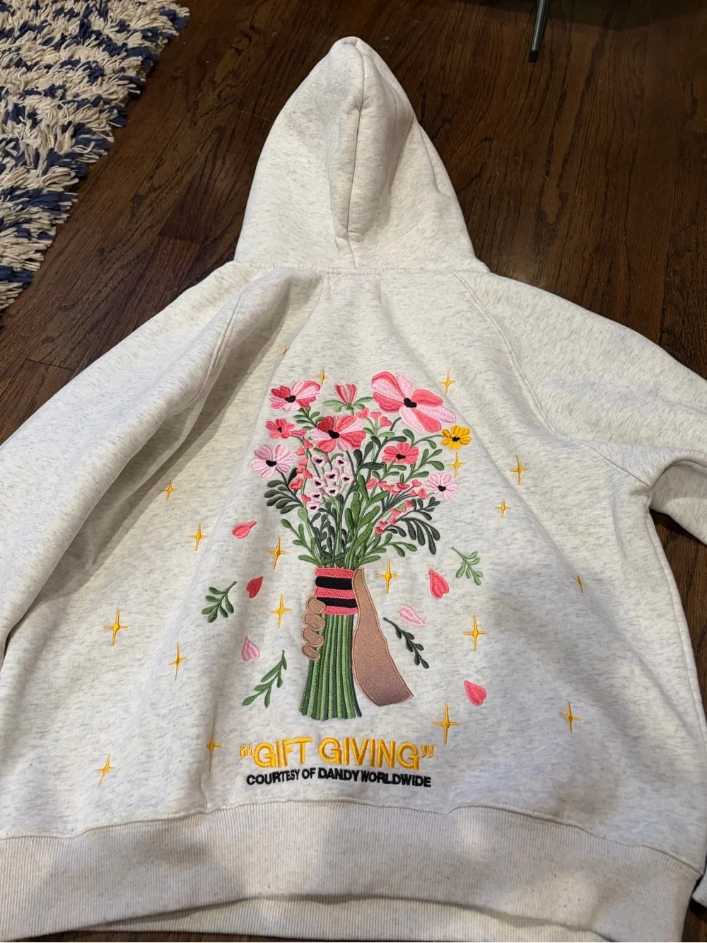 Dandy “Gift Giving" Oversized Lux Hoodie in Heather Gray womens size small - Picture 3 of 8